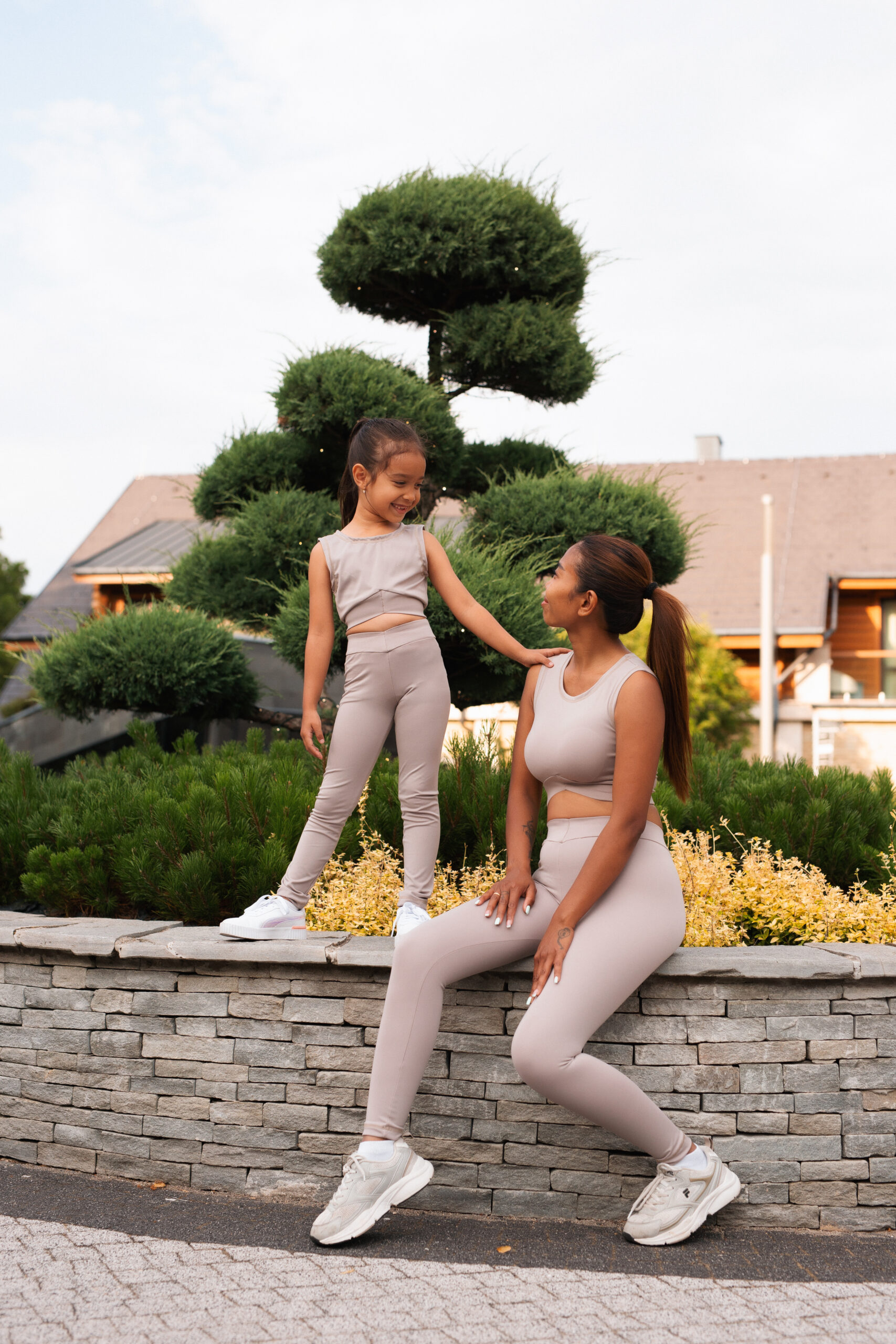 beige yoga ruha kollekció